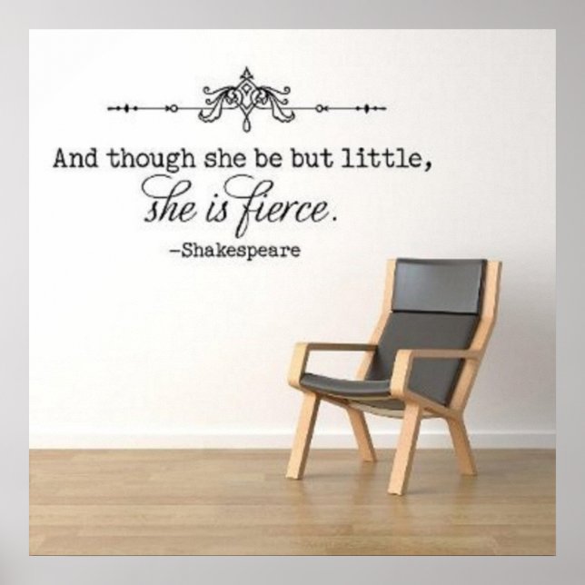 "Och även om hon bara är liten, är hon hård." Poster (Framsidan)