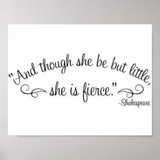 "Och även om hon bara är liten är hon hård." Poster (Framsidan)