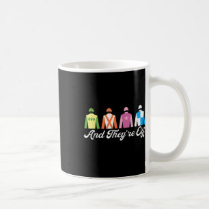 Och de är av Tävlan Derby Day Kaffemugg