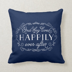 Och de levde lyckligt efter dekorationsfyllning kudde