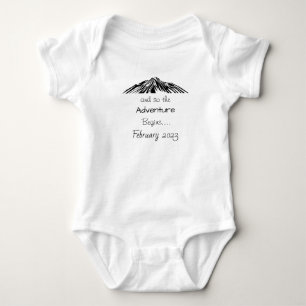 Och så börjar Äventyr, personlig baby T Shirt