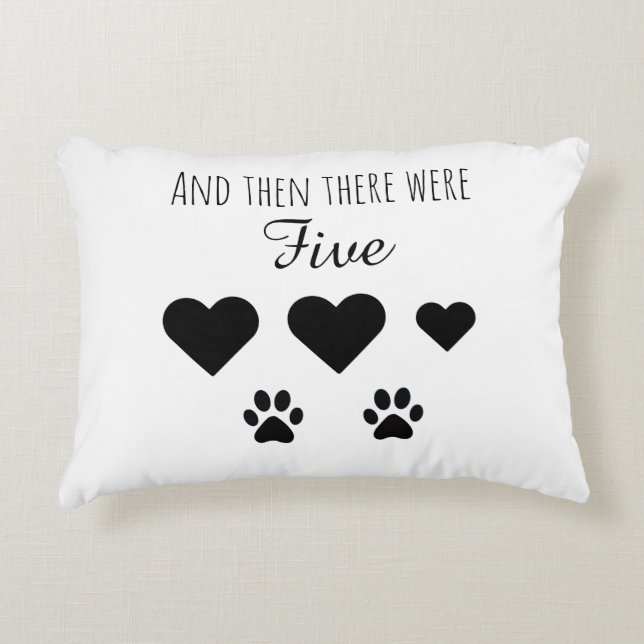 Och sen var det fem prydnadskudde (Framsidan)