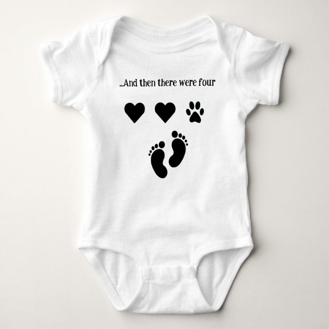 Och sen var det fyra Baby Onsie T Shirt (Framsida)