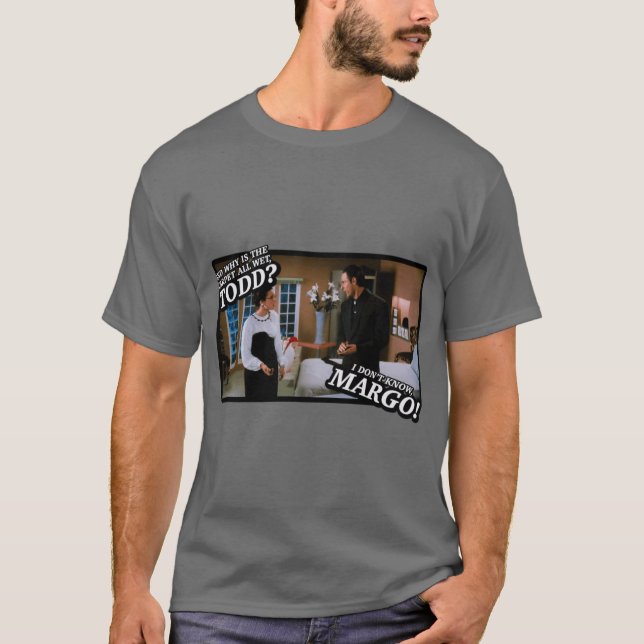 Och varför är mattan alldeles blöt7 present t shirt (Framsida)