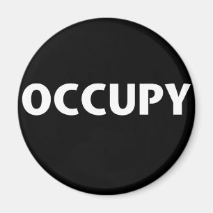 Ockupera (vit på svart) magnet