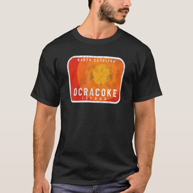 Ocracoke Island  NC Summertime Vacationing Hot Sun T Shirt (Framsida)