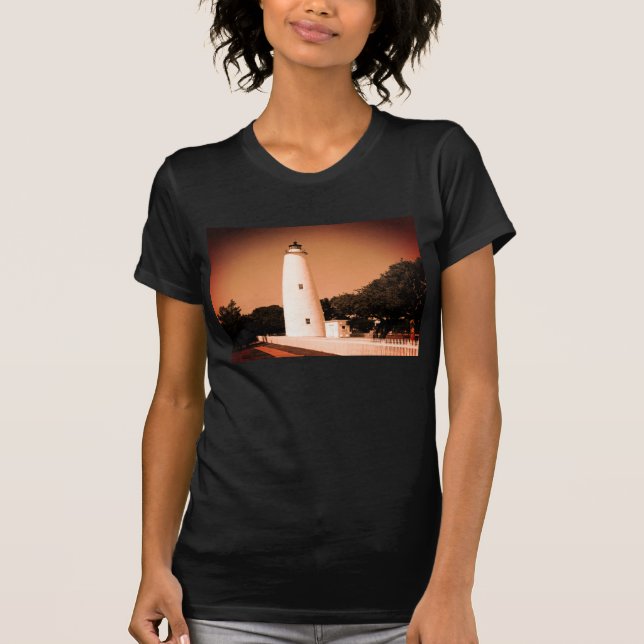 Ocracoke Lighthouse T Shirt (Framsida)