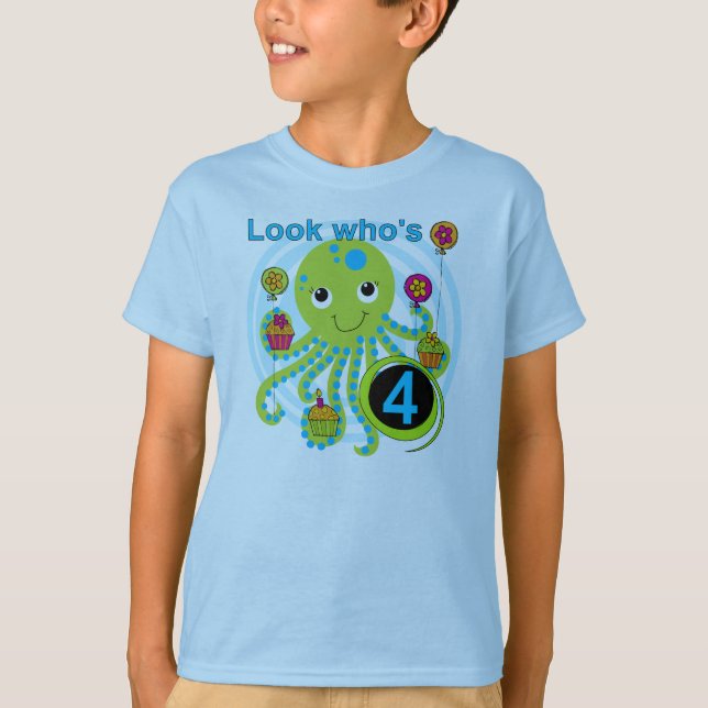 Octopus 4e födelsedagen T-skjortor och presenter Tee Shirt (Framsida)