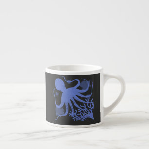 Octopus (mörkens bakgrund) espressomugg