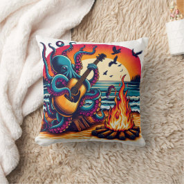Octopus Spela Guitar av Campfire vid Sunset Kudde
