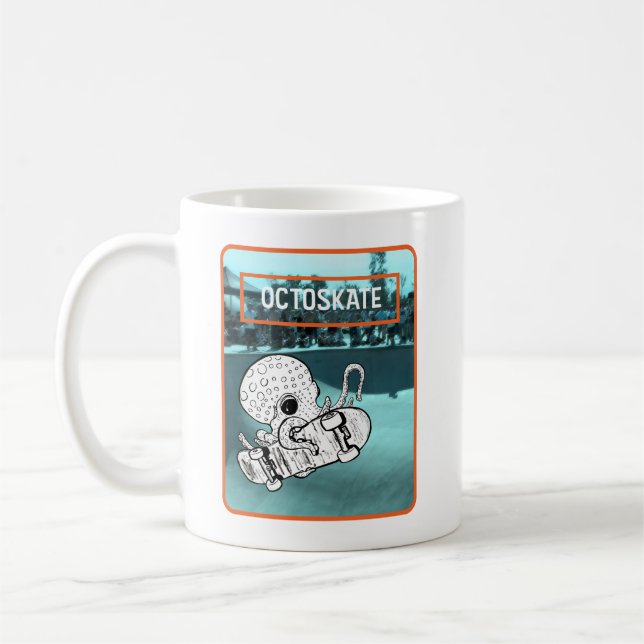 Octoskate Skateboarding Octopus Kaffemugg (Vänster)