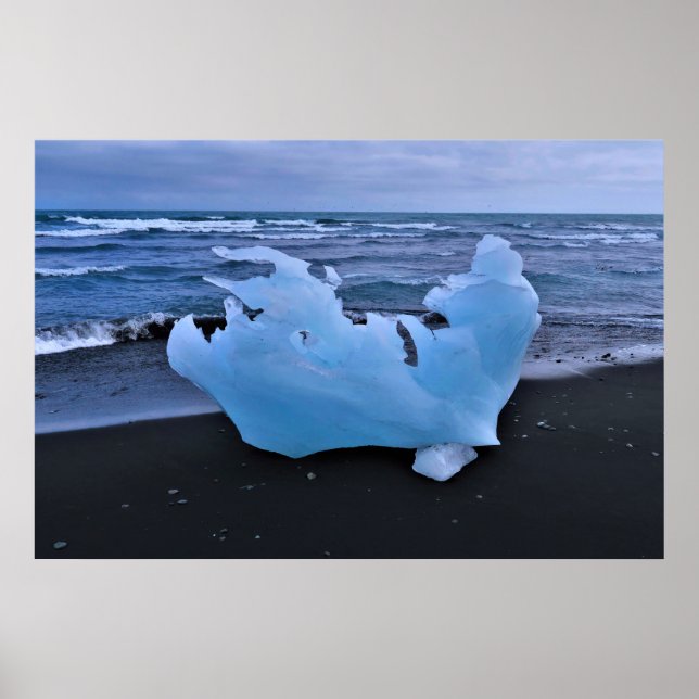 Odd Iceberg Poster (Framsidan)