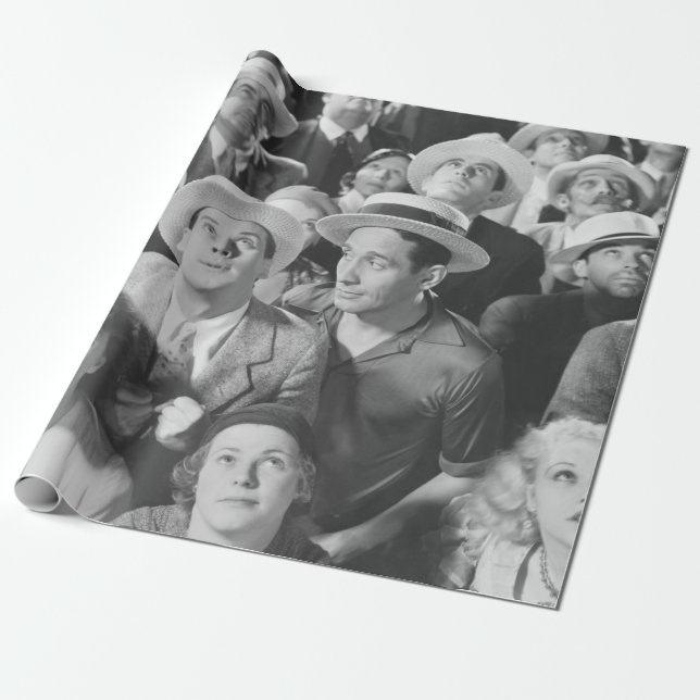ODELAD UPPMÄRKSAMHETNoggrannhet, folksamling, vint Presentpapper (Utrullad)