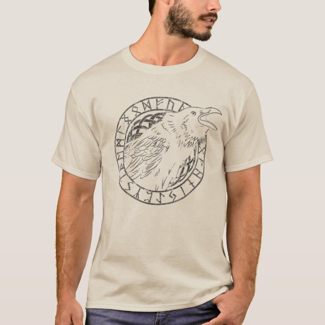 Odin Raven Kråka Viking Mythology runes runic T Shirt (Framsida)