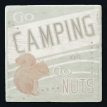 Offert | Gå till kampanj eller Gå till Nöt Underlägg Sten<br><div class="desc">Offert | Gå till Camping eller Go Nöt. Konstnär: June Erica Vess. Bild-ID: 106116D.</div>