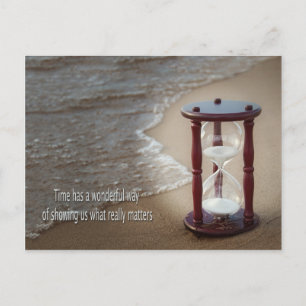 Offert med sandtimmer på stranden helg vykort