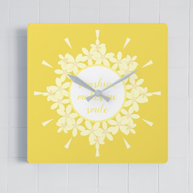 Offert Solskensfärgad Gult Daisy Väggklocka (A cheery and bright sunshine yellow with space for your own quote. Sunshine makes me smile)