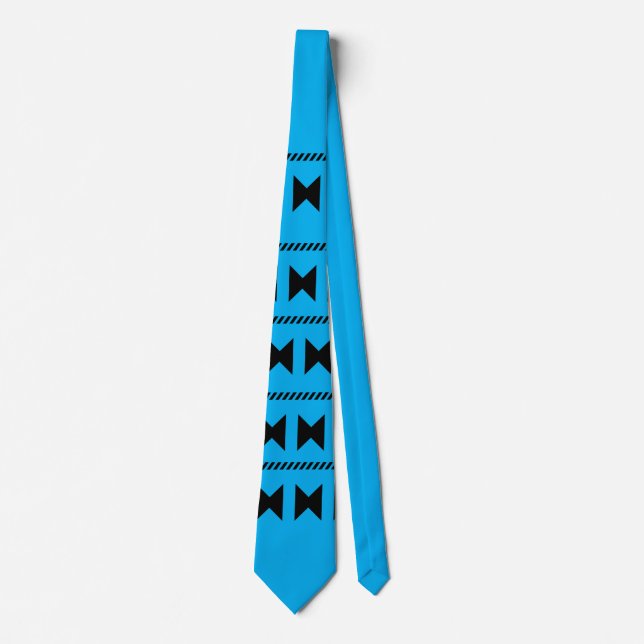 Office tie with elegant blue colour slips (Framsida)