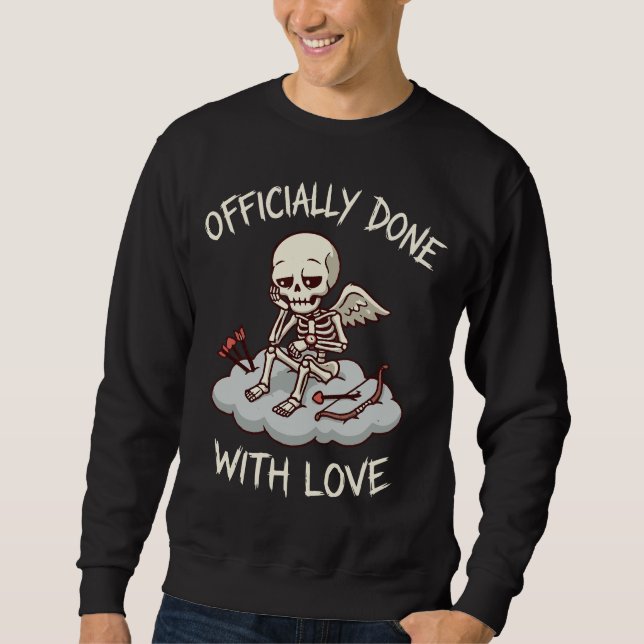 Officially Done With Love Skeleton Cupid Design Lång Ärmad Tröja (Framsida)