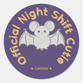 Officiell Night Shift Cutie Söt Fladdermus Hallowe Runt Klistermärke