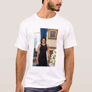 Officiell Porträtt av Dam Michelle Obama T Shirt