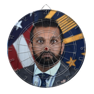 Officiella Kash Patel Darttavla