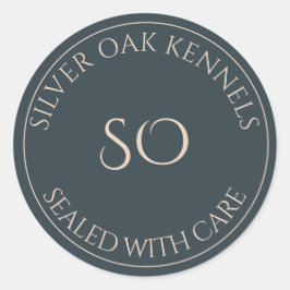 Officiella Kennels "Sealed with Care" Small Runt Klistermärke