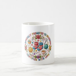 Officiellt befordrad till mormor-annons kaffemugg