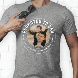 Officiellt befordrad till Pappa Classic Red Badge  T Shirt