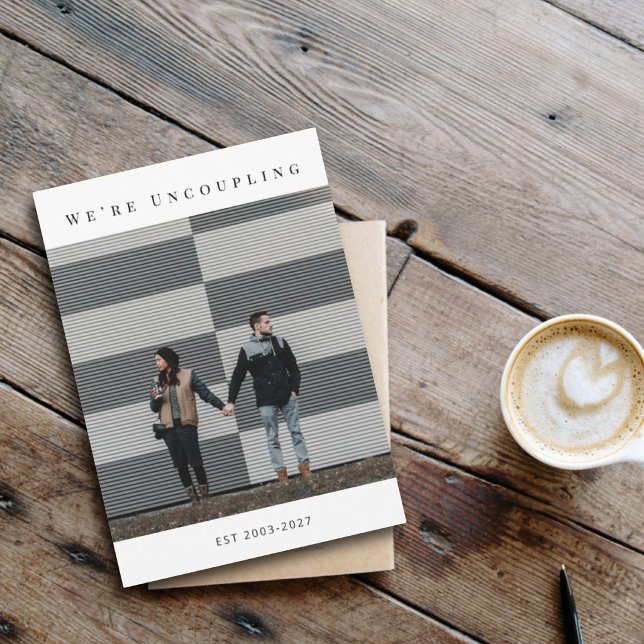 Officiellt skilsmässa modern annonskort med foto meddelande (Skapare uppladdad)