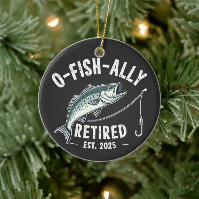 Offishally Retrött est 2025 Fisher Pappa Pension Julgransprydnad Keramik (Träd)