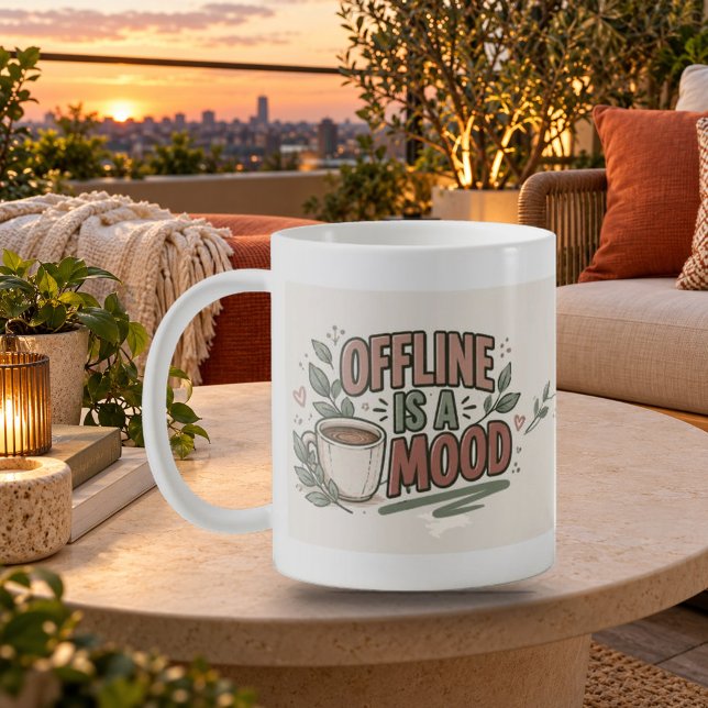 Offline är en stämning Mug med typografi i kontur Kaffemugg (Offline Is A Mood Outlined Typography Mug — refined lighting and contact shadows. Digital lifestyle preview.)