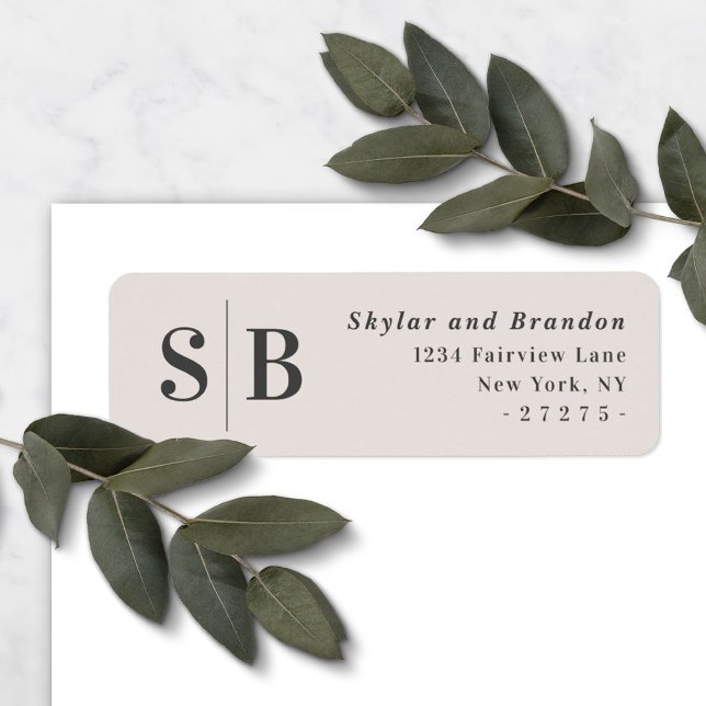 OffWhite Ecru Monogrammed Bröllop Returadress Etikett (Skapare uppladdad)