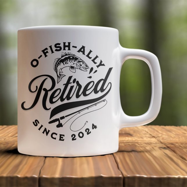 Ofishally Retired 2024 Funny Fishing Kaffemugg (Skapare uppladdad)
