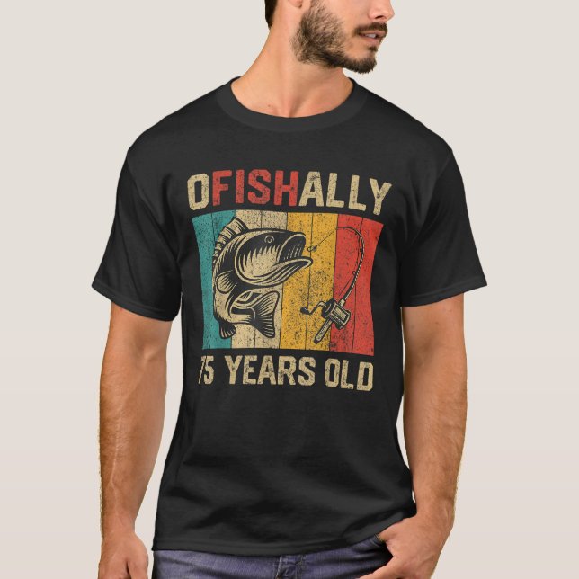 Ofiskalt 75 år gammal ynlig fisk vid födelsedag t shirt (Framsida)