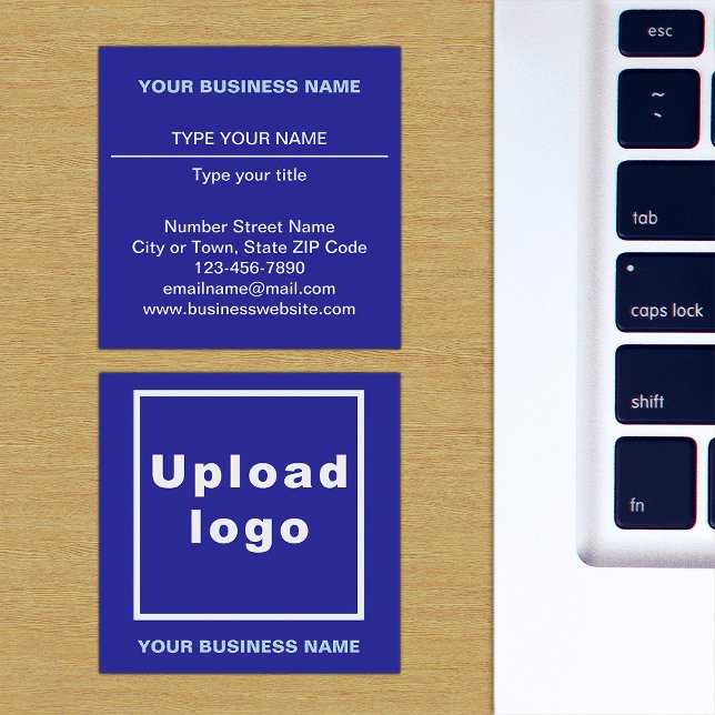 Oformaterad text design på blå framsida fyrkantigt visitkort (The front and back of the blue square business card)