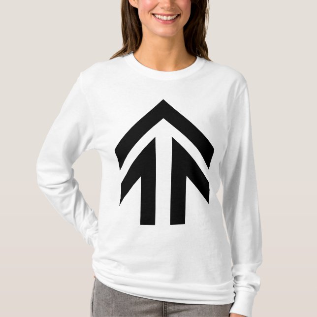 Ofylld pil tee (Framsida)