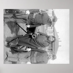 Oglala Indian Plenty Horses med 2 vita soldat Poster