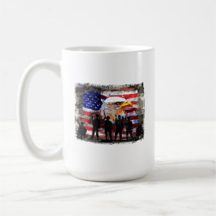 Ögon med amerikanska Flagga och soldat Mugg