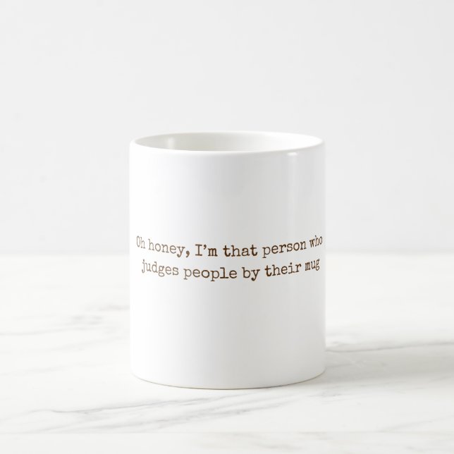 Oh Honey, I’m That Person – Funny Cozy Retro Quote Kaffemugg (Center)