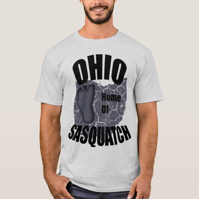 Ohio Home of SasquatchT-shirt T Shirt (Framsida)
