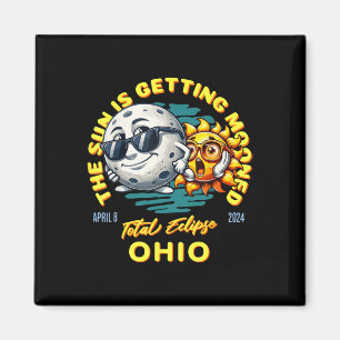 Ohio Solar Eclipse APR 8 2024 Sol håller på att bl Magnet