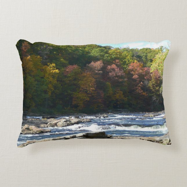 Ohiopyle River Rapids in Fall Pennsylvania Autumn Prydnadskudde (Framsidan)
