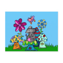 Ohyfsad mus bland svamparna