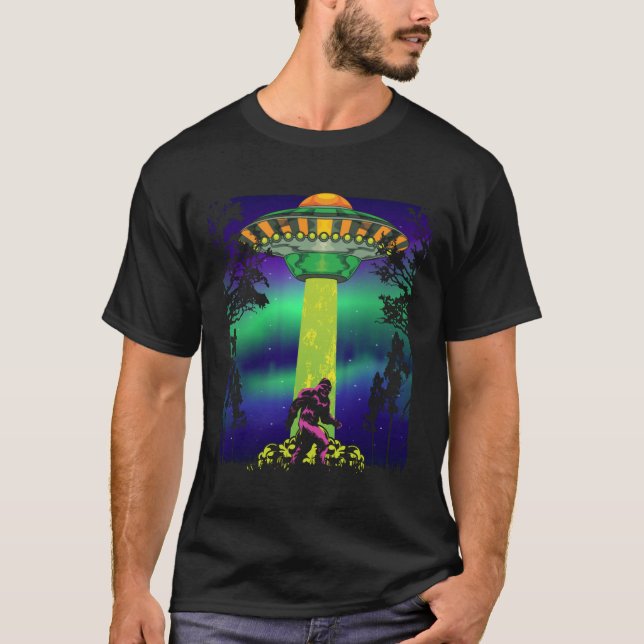Oidentifierat flygobjektsbortförande från Bigfoot  T Shirt (Framsida)
