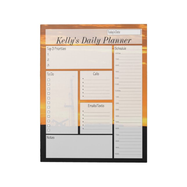 Oilfield Workover Rig vid Sunset Daily Planner Anteckningsblock (Roterad)