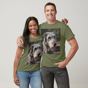 "Ointrycklig Majestät: Wolfhounds stoiskt stirrand T Shirt