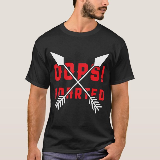 Oj! Jag Darted - Mörka roliga T Shirt (Framsida)