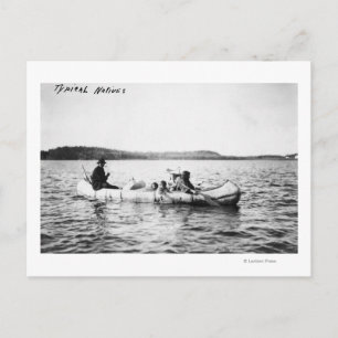 Ojibwa Indians korsar sjö i Canoe-foto Vykort