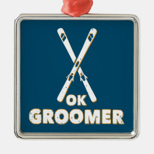 Ok Groomer Skis Julgransprydnad Metall
